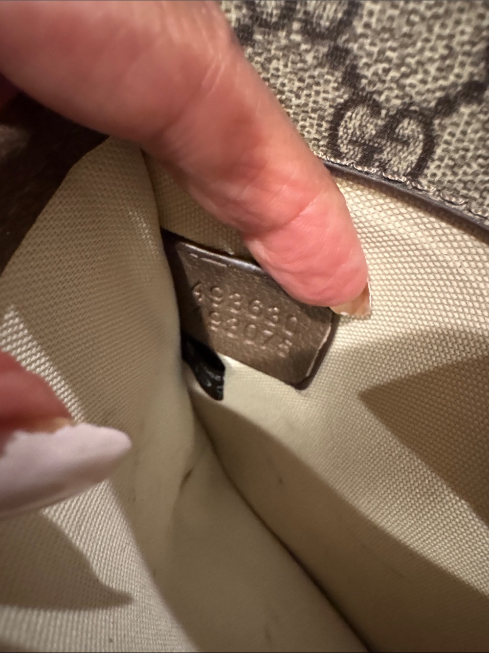 Gucci Supreme Canvas Bag - Picture 9 of 16
